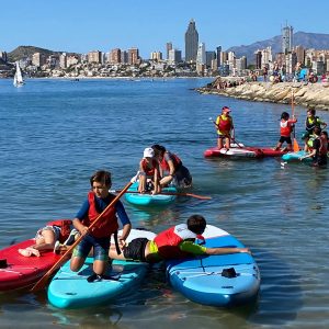 Paddle surf