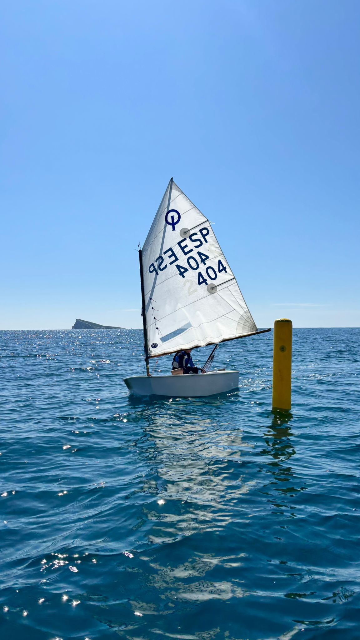 Curso 3 días Optimist (9 a 15 años)- LUNES-MIERCOLES-VIERNES 16.30- 19.30h (9 horas) - Imagen 6